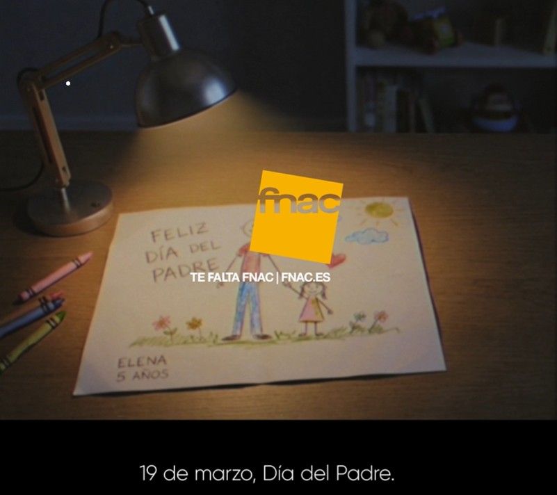 Fnac da vida a su campaña Menos Smart con su director general